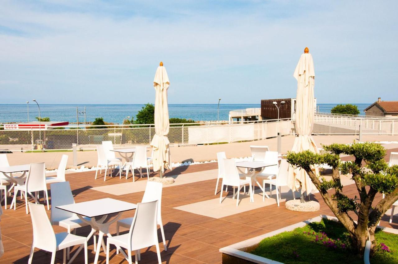 Ambruosi Village Resort & Spa Массіньяно Екстер'єр фото