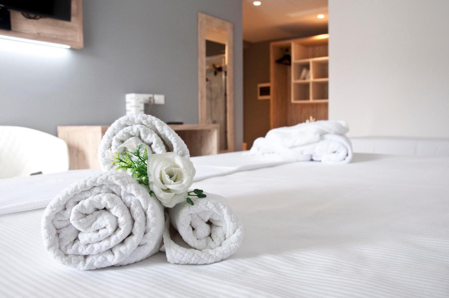 Ambruosi Village Resort & Spa Массіньяно Екстер'єр фото